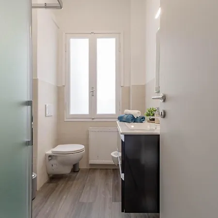 H11 Casa Meridiana Centro - Apartment