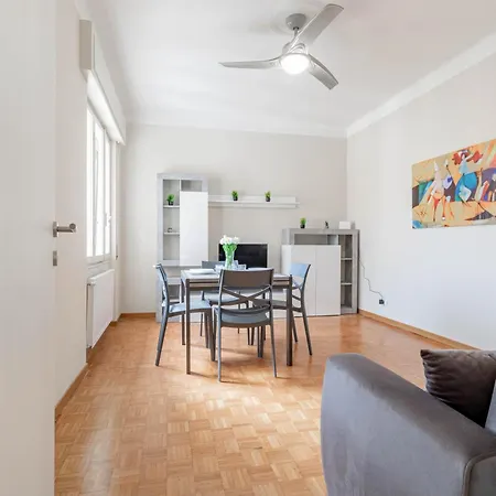 H11 Casa Meridiana Centro - 산레모