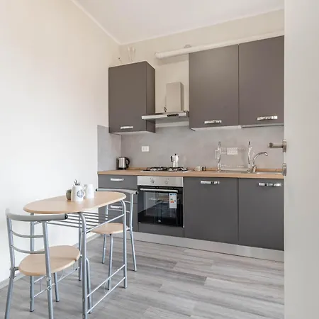 H11 Casa Meridiana Centro - Apartment